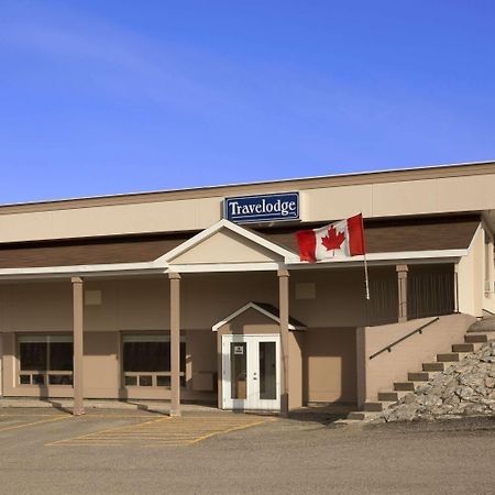 Travelodge by Wyndham Kapuskasing Bagian luar foto