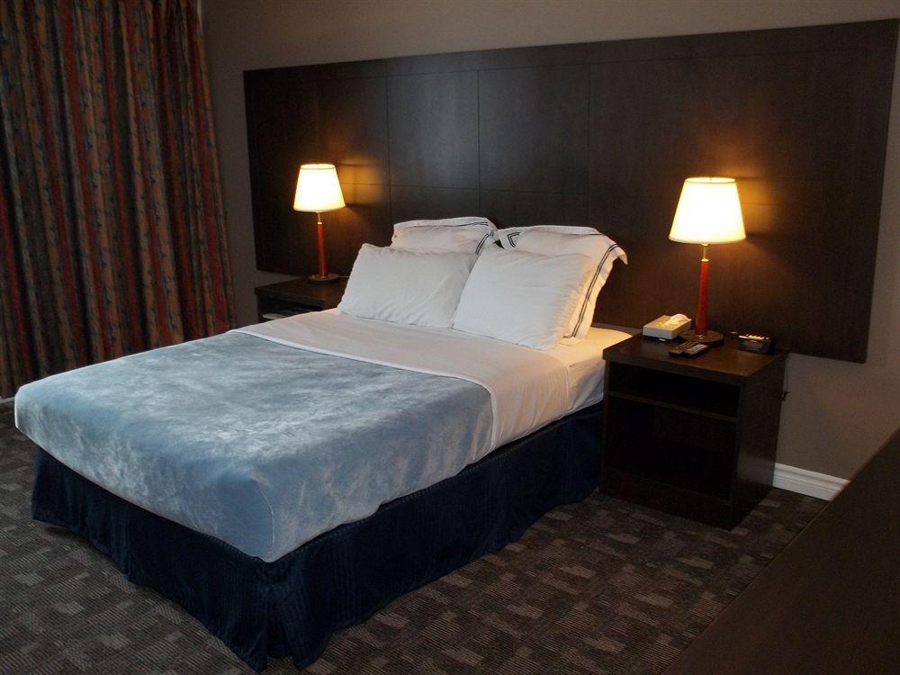 Travelodge by Wyndham Kapuskasing Bagian luar foto